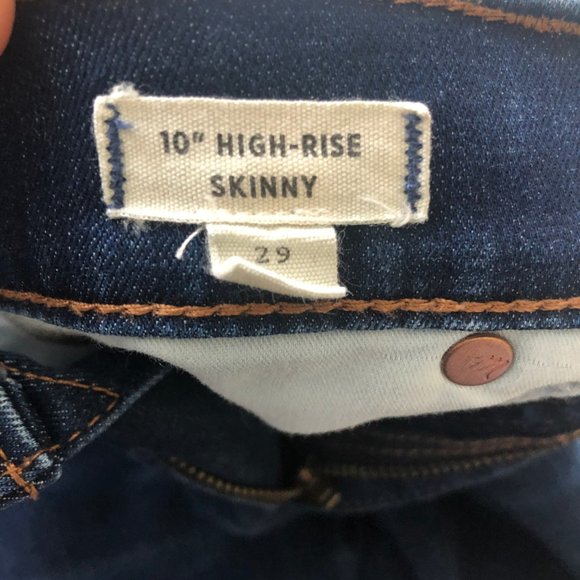 10" High-Rise Skinny Jeans in Tarren Wash - Picture 4 of 4